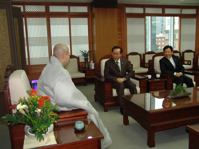 2011.06.07_국립공원공단 이사장 예방 (2)